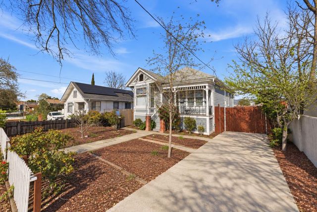 1090 S 7th Street, San Jose, CA 95112