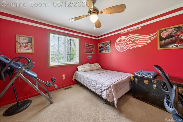 2440 Bull Run, Oxford Charter Township, MI 48371