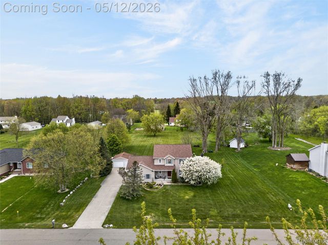 2440 Bull Run, Oxford Charter Township, MI 48371