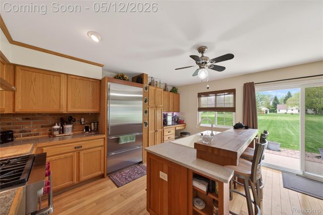 2440 Bull Run, Oxford Charter Township, MI 48371