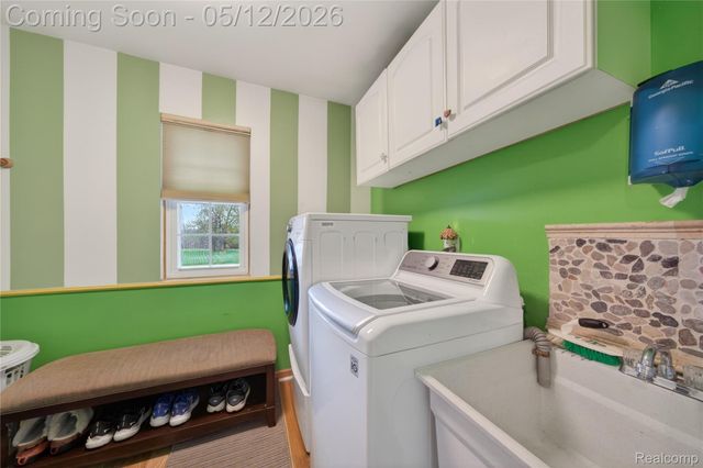 2440 Bull Run, Oxford Charter Township, MI 48371