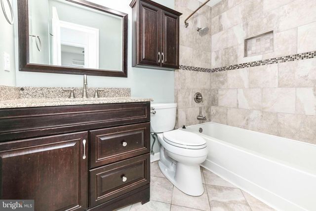 10135 FOREST HILL CIR, Manassas, VA 20110