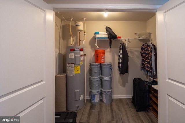 10 NORCROSS CT, Martinsburg, WV 25403