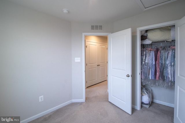 10 NORCROSS CT, Martinsburg, WV 25403