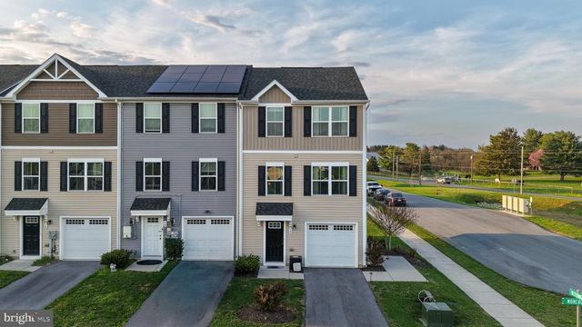 10 NORCROSS CT, Martinsburg, WV 25403