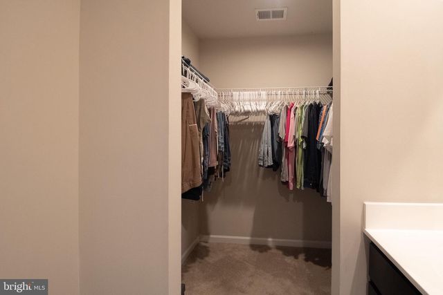 10 NORCROSS CT, Martinsburg, WV 25403