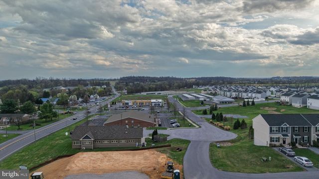 10 NORCROSS CT, Martinsburg, WV 25403