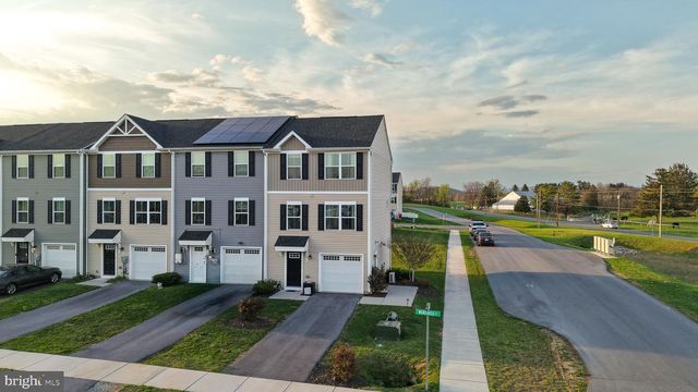 10 NORCROSS CT, Martinsburg, WV 25403