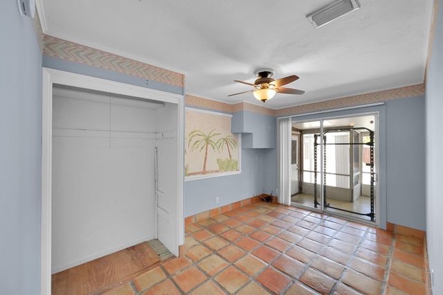 110 E Lake Worth Avenue, Lantana, FL 33462