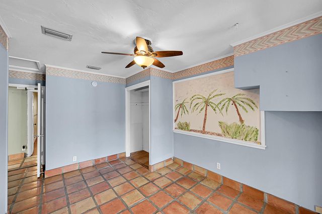 110 E Lake Worth Avenue, Lantana, FL 33462