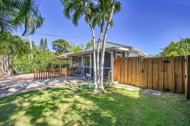 110 E Lake Worth Avenue, Lantana, FL 33462