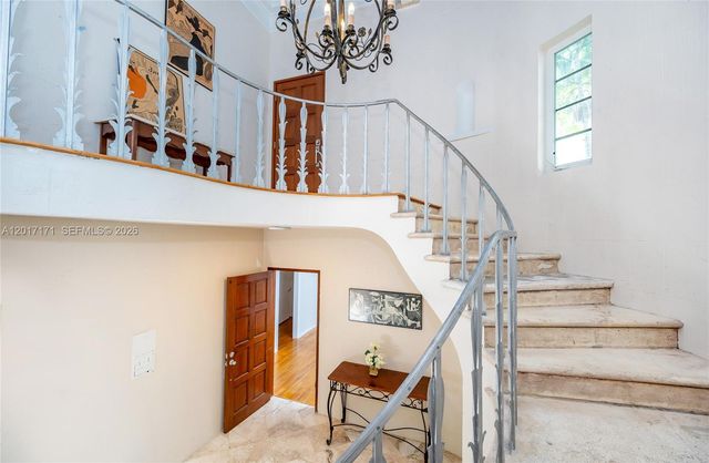 32 Calabria Ave 1, Coral Gables, FL 33134