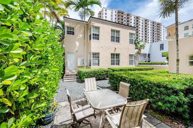 32 Calabria Ave 1, Coral Gables, FL 33134