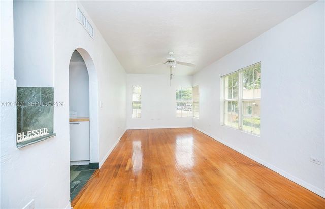 32 Calabria Ave 1, Coral Gables, FL 33134