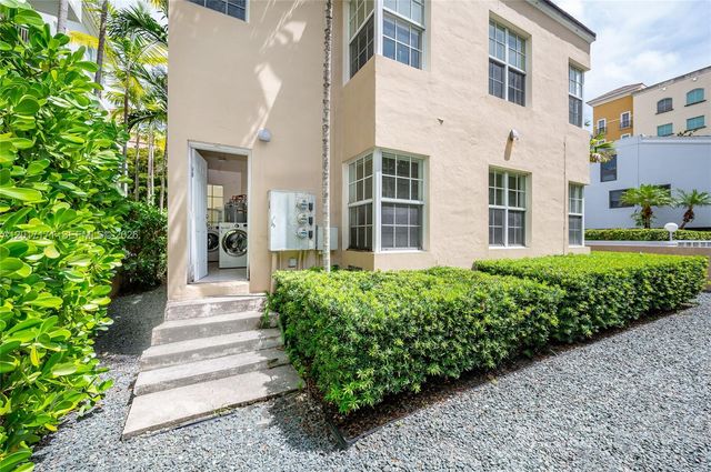 32 Calabria Ave 1, Coral Gables, FL 33134