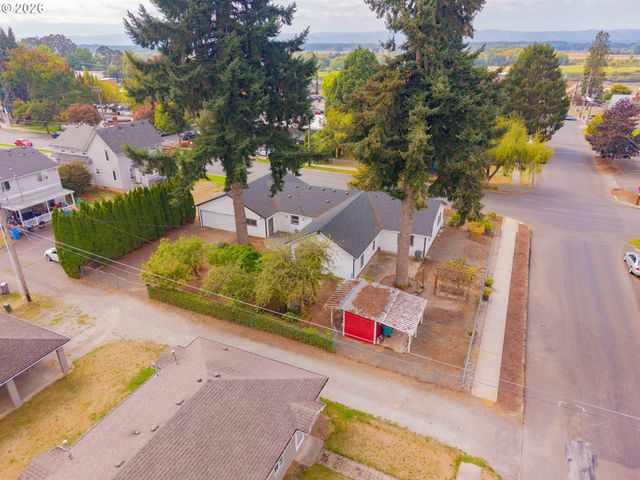 200 N 3RD Ave, Ridgefield, WA 98642