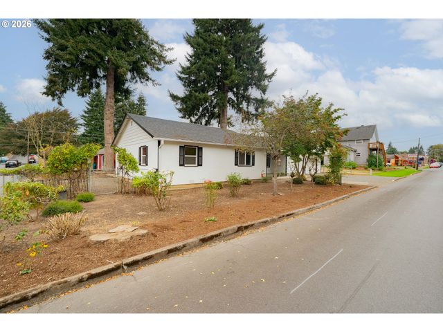 200 N 3RD Ave, Ridgefield, WA 98642