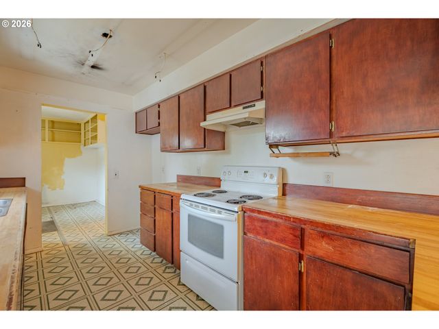 200 N 3RD Ave, Ridgefield, WA 98642