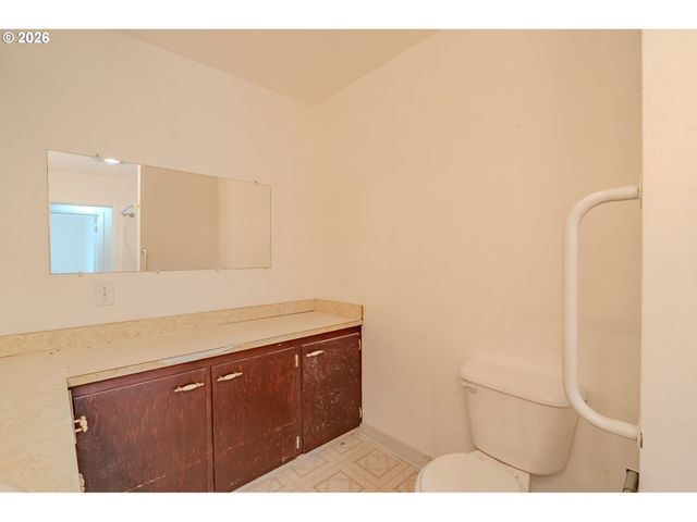 200 N 3RD Ave, Ridgefield, WA 98642