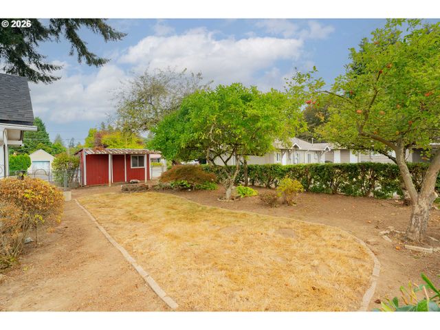 200 N 3RD Ave, Ridgefield, WA 98642
