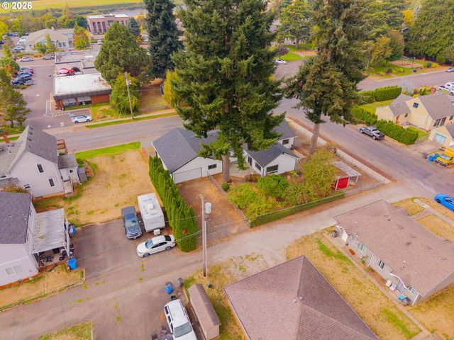 200 N 3RD Ave, Ridgefield, WA 98642