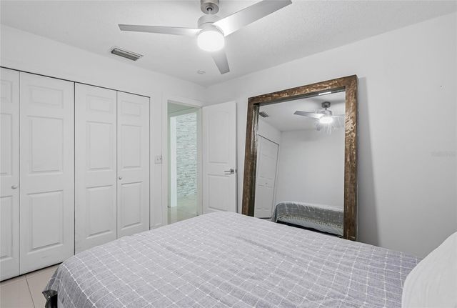 12726 BARRETT DRIVE, Tampa, FL 33624
