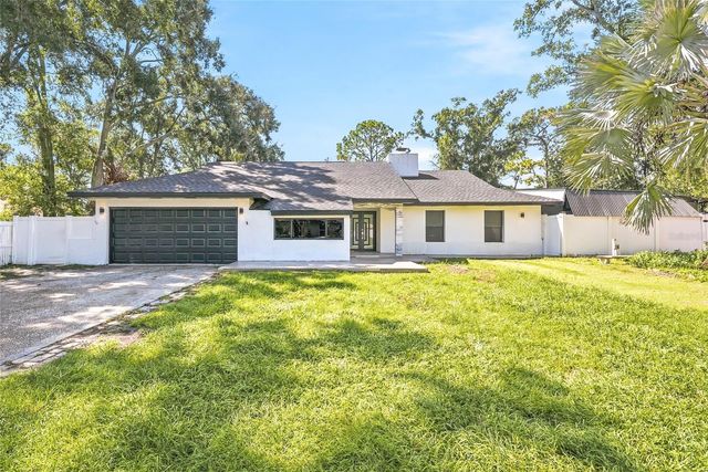 12726 BARRETT DRIVE, Tampa, FL 33624