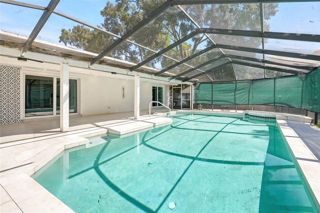 12726 BARRETT DRIVE, Tampa, FL 33624