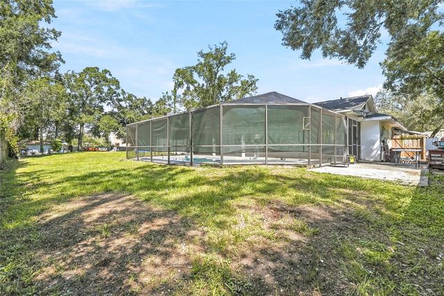 12726 BARRETT DRIVE, Tampa, FL 33624