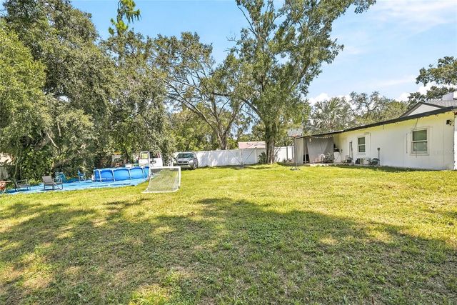 12726 BARRETT DRIVE, Tampa, FL 33624