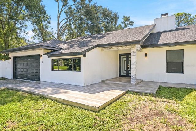 12726 BARRETT DRIVE, Tampa, FL 33624