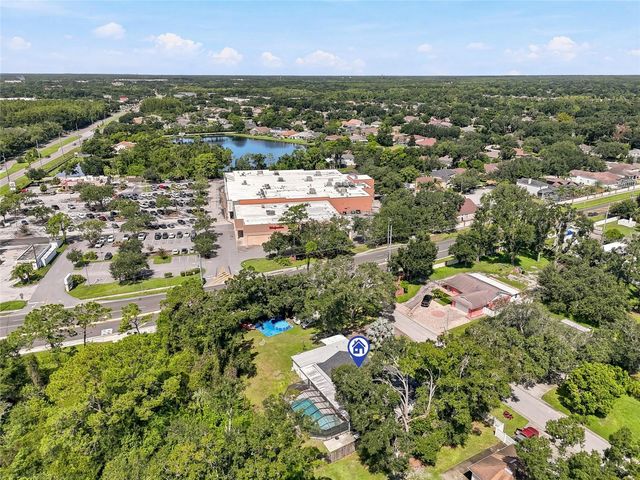 12726 BARRETT DRIVE, Tampa, FL 33624