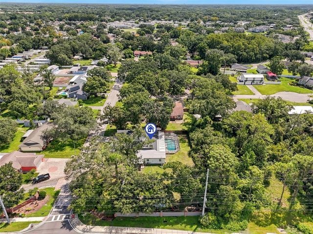 12726 BARRETT DRIVE, Tampa, FL 33624