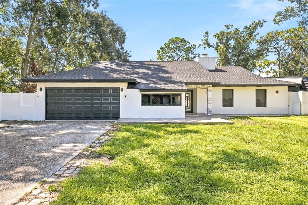 12726 BARRETT DRIVE, Tampa, FL 33624
