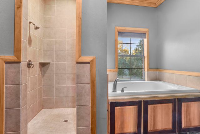 12724 Pittman Rd, St Francisville, LA 70775