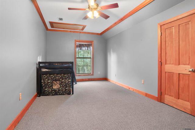 12724 Pittman Rd, St Francisville, LA 70775