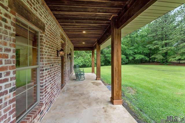 12724 Pittman Rd, St Francisville, LA 70775