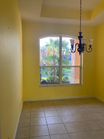 8437 SE Woodcrest Place, Hobe Sound, FL 33455