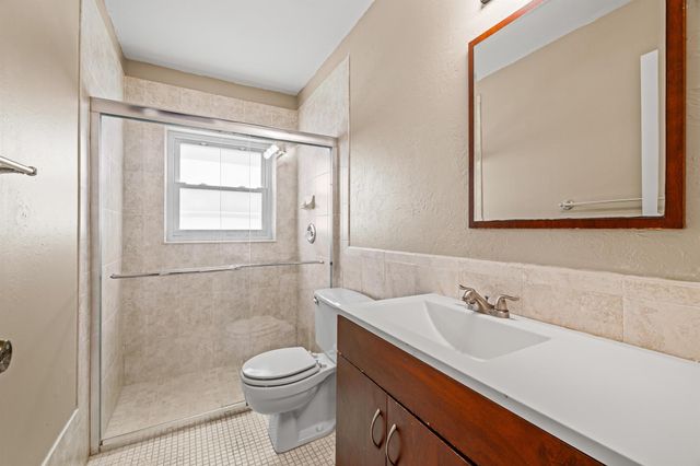 6961 Southgate Boulevard, Margate, FL 33068