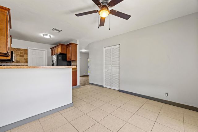 6961 Southgate Boulevard, Margate, FL 33068