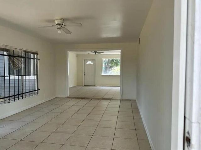 1601 Avenue H W Avenue W, Riviera Beach, FL 33404