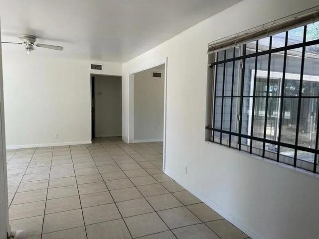 1601 Avenue H W Avenue W, Riviera Beach, FL 33404