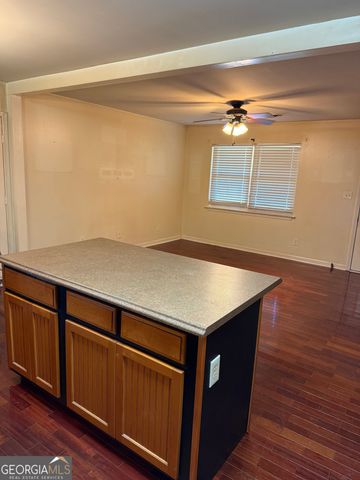 3138 Mobley Bridge Road, Hogansville, GA 30230
