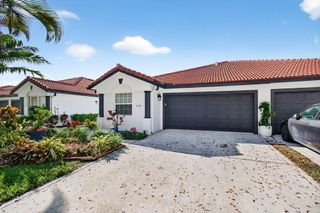 8196 Vía Di Veneto, Boca Raton, FL 33496