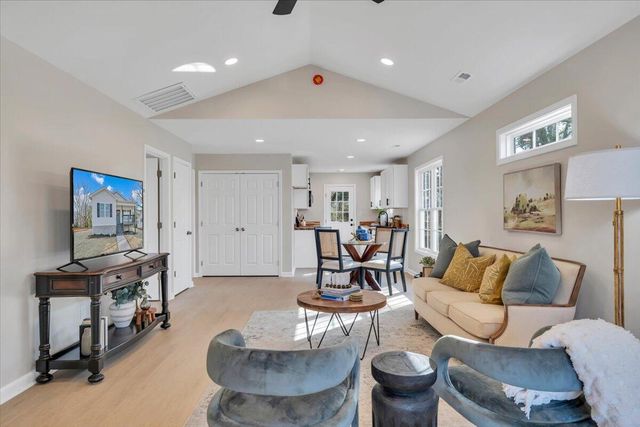 3708 Michigan AVE, Roanoke, VA 24017