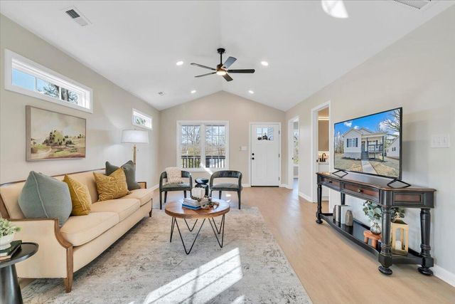 3708 Michigan AVE, Roanoke, VA 24017