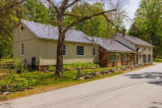 15 Market Street, Lyme, NH 03768