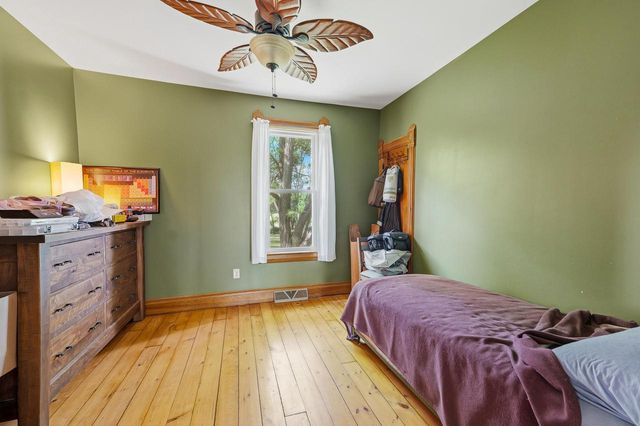 N6934 High Point ROAD, Beaver Dam, WI 53916