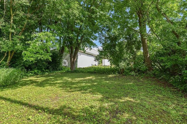 N6934 High Point ROAD, Beaver Dam, WI 53916