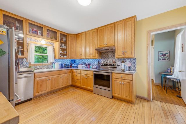 N6934 High Point ROAD, Beaver Dam, WI 53916